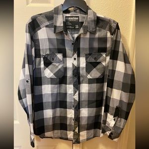 White & Black Buckle brand Shirt, Size XL